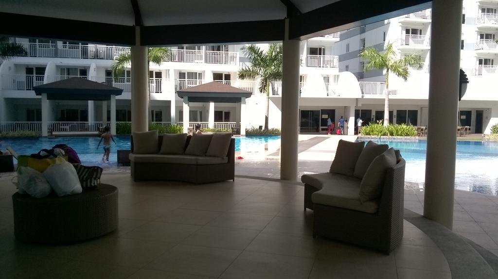 Condo At Shell Residences Manila Esterno foto
