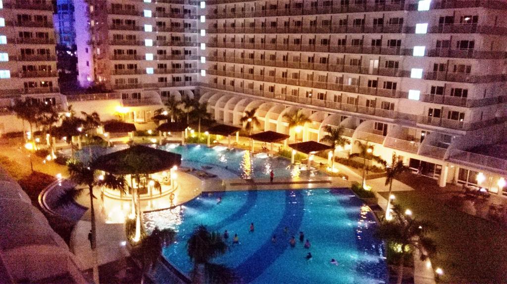 Condo At Shell Residences Manila Esterno foto