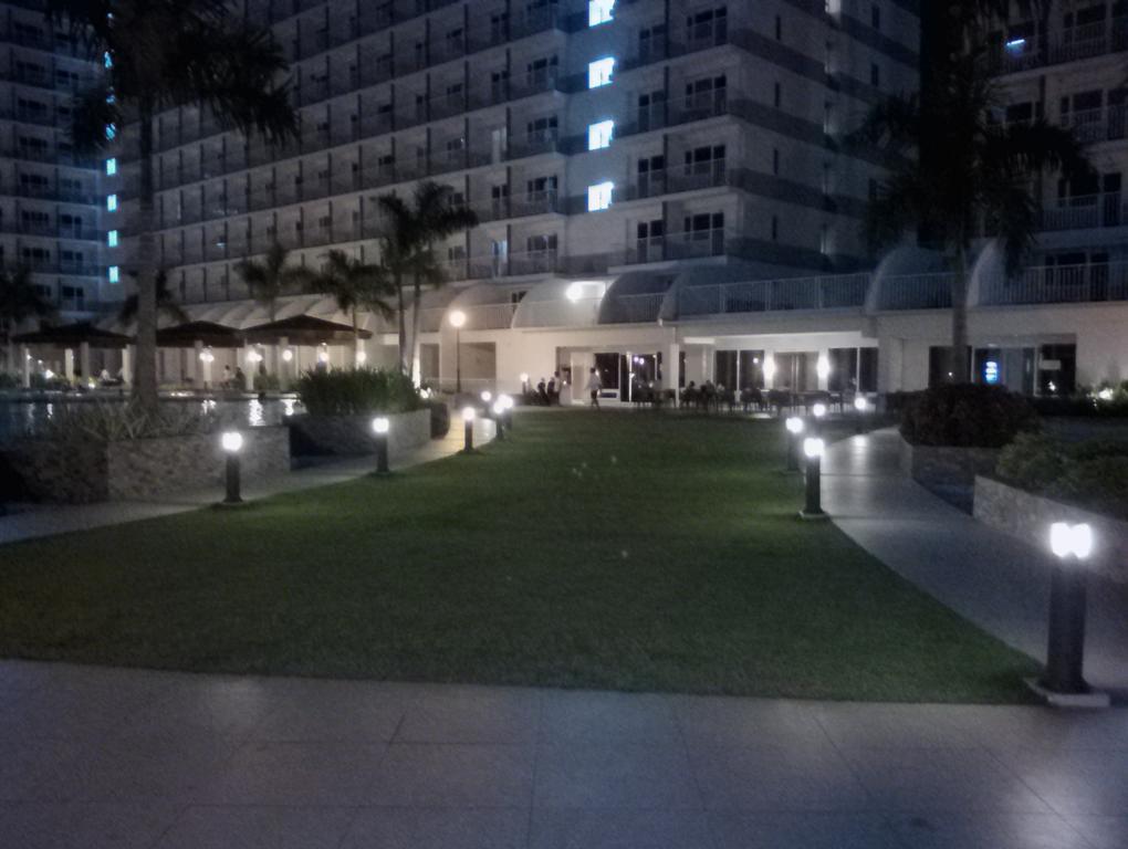 Condo At Shell Residences Manila Esterno foto