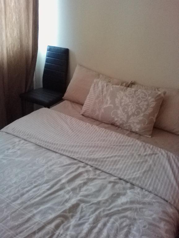 Condo At Shell Residences Manila Esterno foto