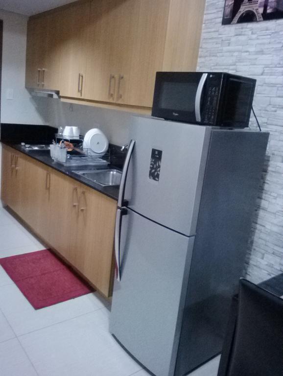 Condo At Shell Residences Manila Esterno foto