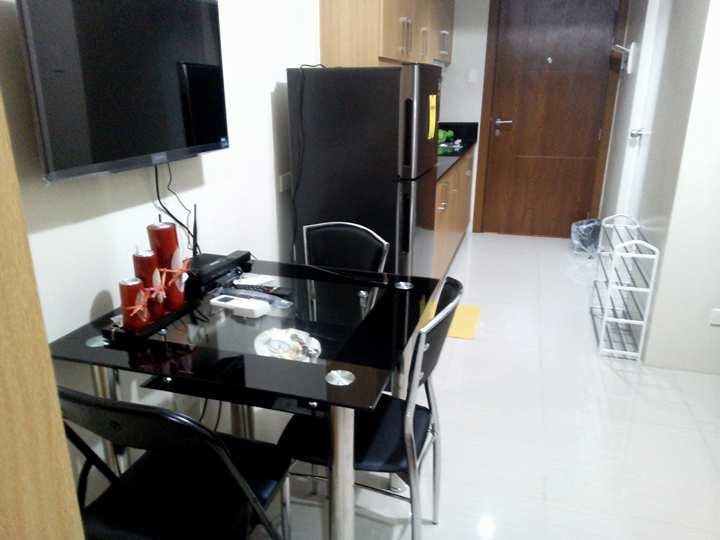 Condo At Shell Residences Manila Esterno foto